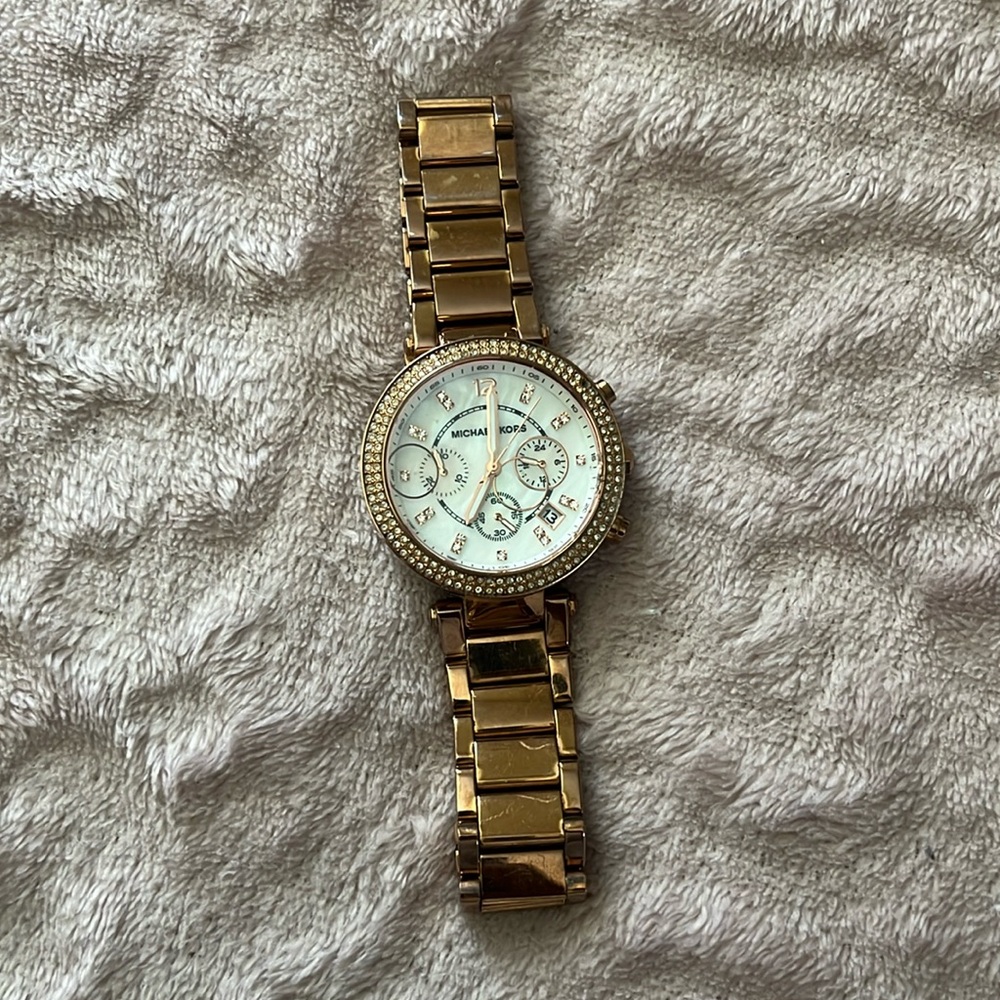 ✨PRICE DROP✨Michael Kors watch